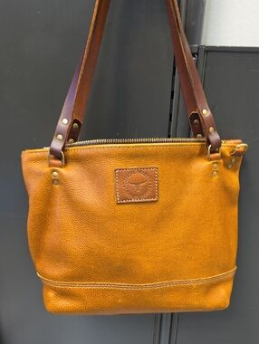 Coastal Hillbilly Leather Tote Bag in Worn Saddle